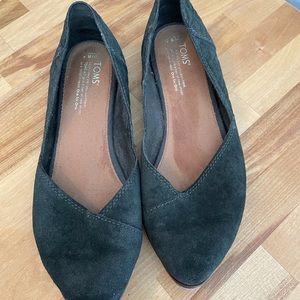 Tom’s flats size 8.5